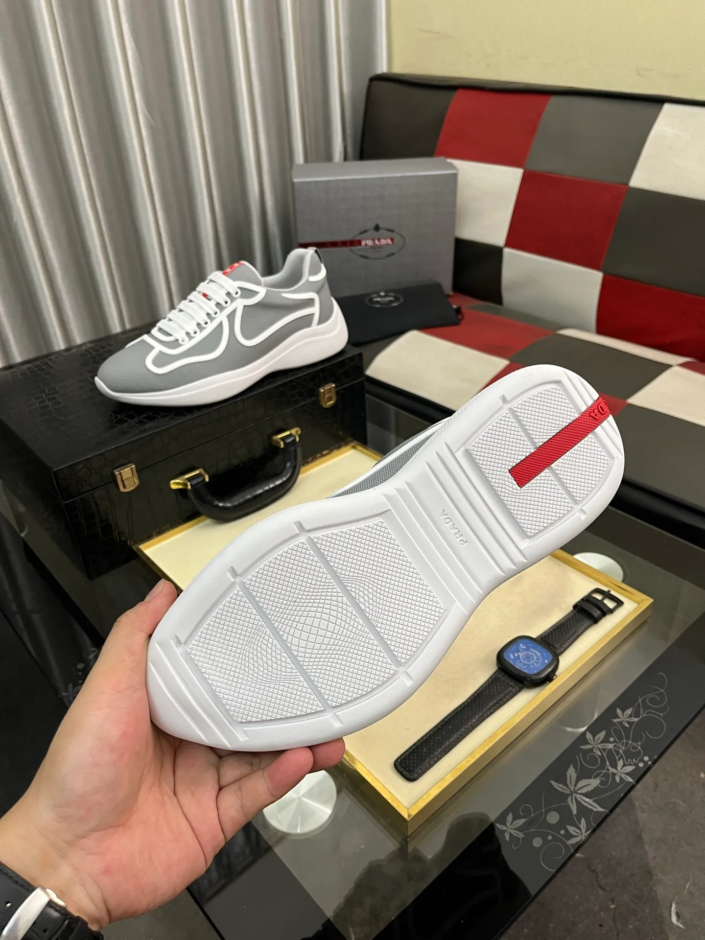 Men's shoes 💰400⌚️⌚️【PRADA】Prada casual shoes, originally developed 1:1, made of high-mercerized cowhide with imported cowhide, silk sheepskin lining, rubber outsole, comfortable and soft on the foot, size: 38-444️⃣Colors available